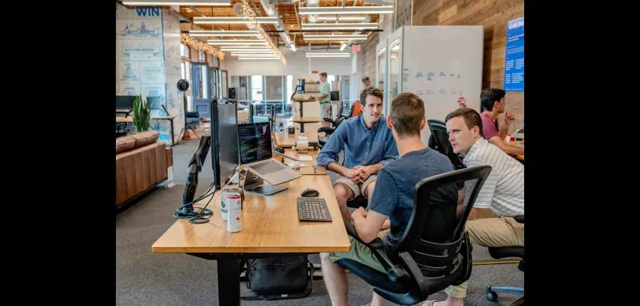 6 motivi per affidarsi a un'agenzia web per un progetto di digital marketing aziendale