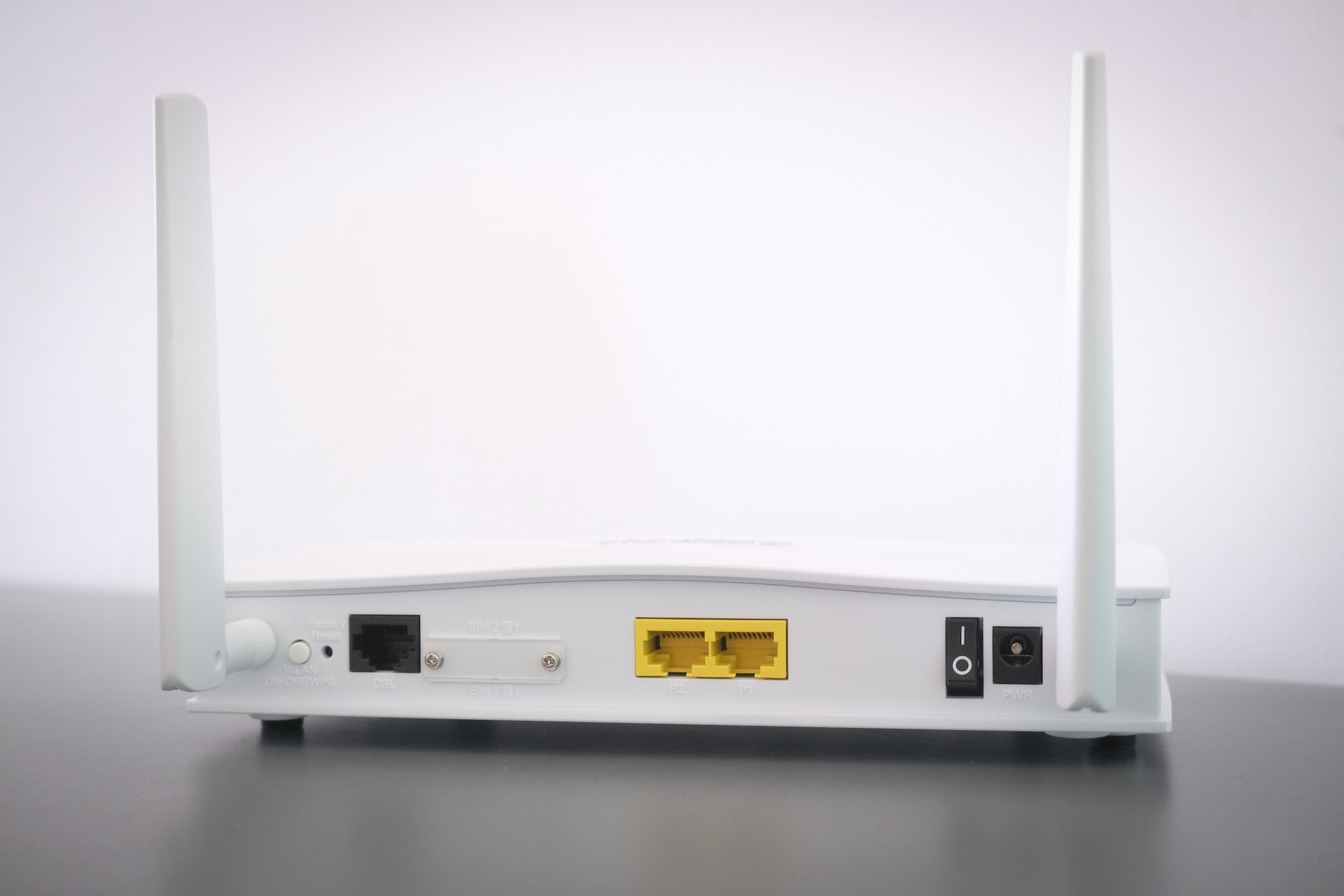 Modem e Router: Caratteristiche, Differenze e Tipologie